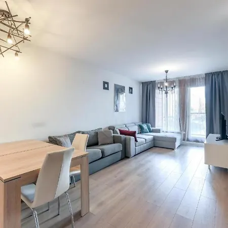 Z Balkonem Stare Apartment